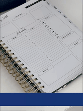 Load image into Gallery viewer, Focused Life Planner