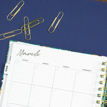 Load image into Gallery viewer, Focused Life Planner